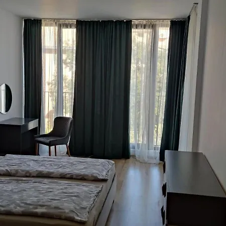Marine Garden Luxury Apartment *